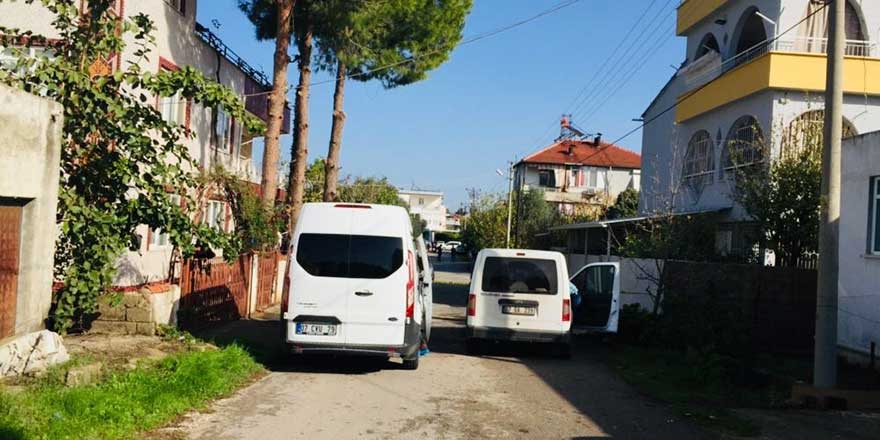 Ablasına kurşun yağdırıp polisi aradı