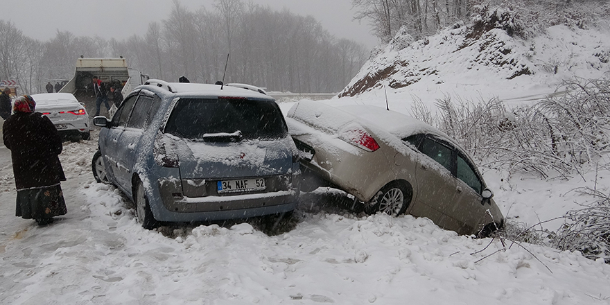 Bu yol çarpışan otolara döndü