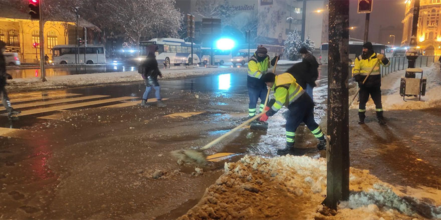 Ankara'da tüm yollar açıldı