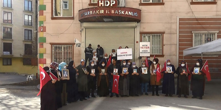 Evlat nöbetindeki ağabey, kardeşini HDP'den istiyor