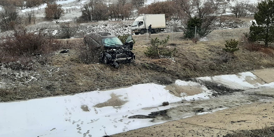 İstanbul-Ankara yolunda kaza yapan araç takla attı: 1 yaralı