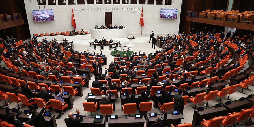 Milletvekili Seçim Kanun Teklifi kabul edildi ve yasalaştı