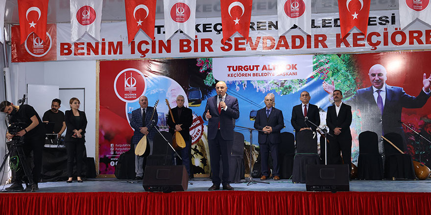 Âşıklar Keçiören’de atıştı