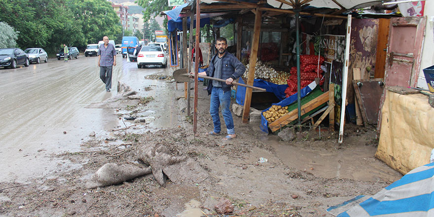 Ankara'da selin bilançosu ağır oldu