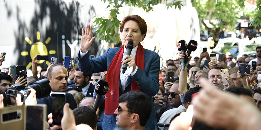 Akşener, Başkent esnafıyla bir araya geldi