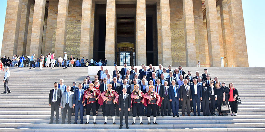 Ankaralılar Derneği Anıtkabir’i ziyaret etti