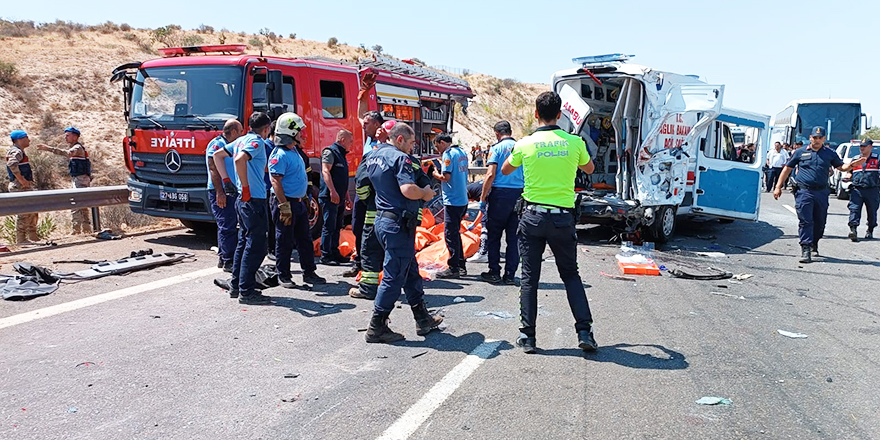 Gaziantep’te feci kaza: 16 ölü, 21 yaralı