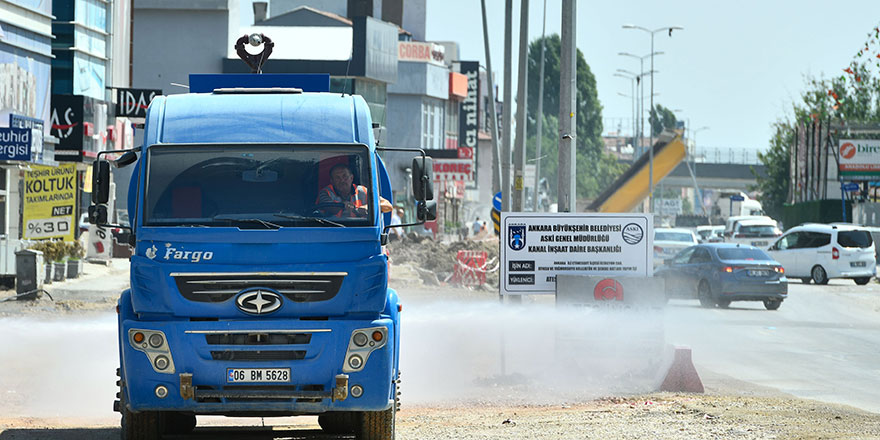 İstasyon Caddesi’nde 163 milyon liralık altyapı projesi sürüyor