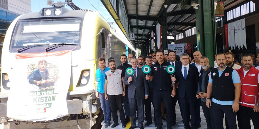 ‘İyilik Treni’ üçüncü kez Pakistan yolunda