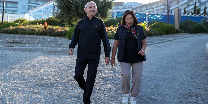 Kılıçdaroğlu ve eşinden İzmir'de sabah yürüyüşü