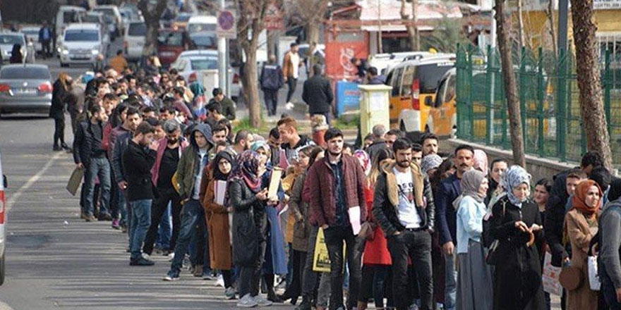 İşsizlik oranı tek haneye geriledi