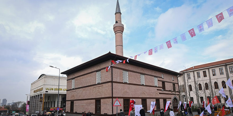 "Kültür varlığı" tescilli Zincirli Camii  ibadete açıldı