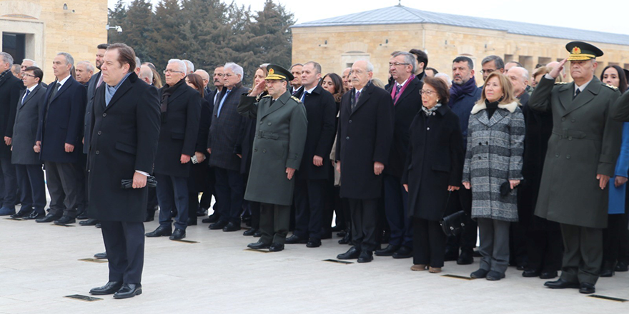 İsmet İnönü vefatının 49. yılında mezarı başında anıldı