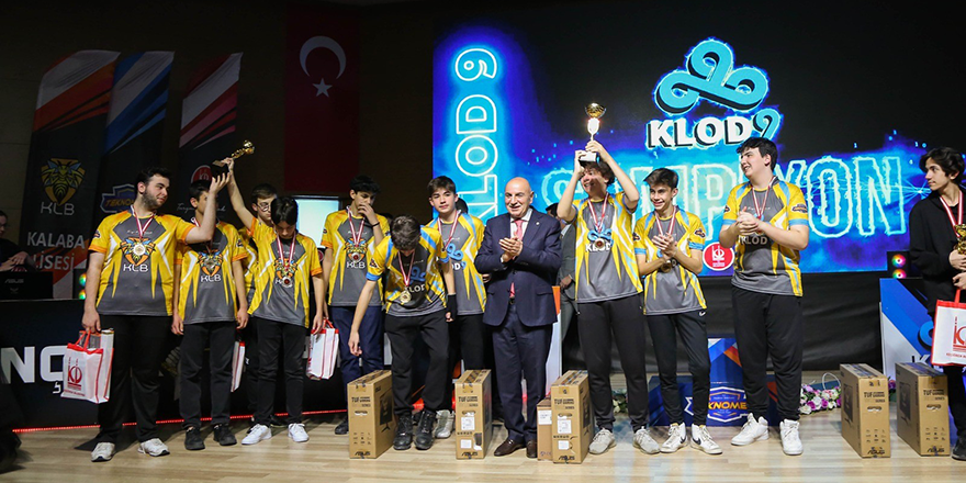 E-Spor Gençlik Kupası finali yapıldı