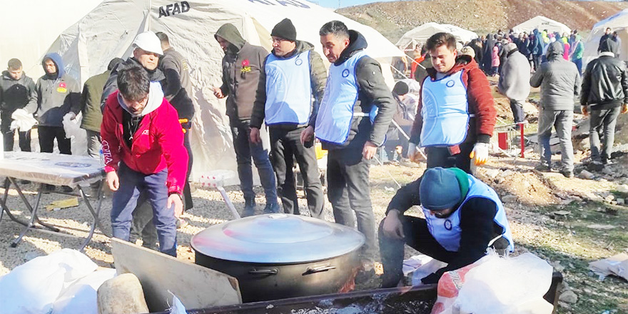 Gazi AFAD ekibi Hatay’da çalışmalarına devam ediyor