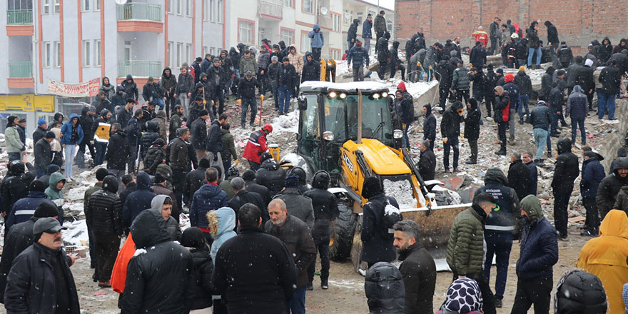 Depremin ardından 31 isme gözaltı kararı