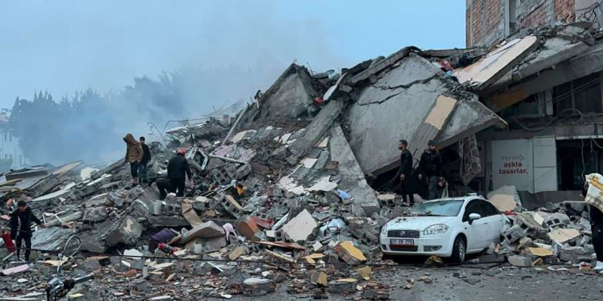 Depremde can kaybı sayısı 31 bin 643'e ulaştı