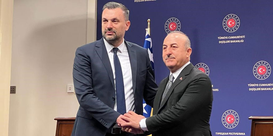 Çavuşoğlu, Bosna-Hersekli mevkidaşı Konakoviç ile görüştü