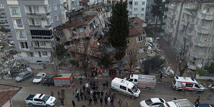 Hatay Defne depreminde 6 kişi hayatını kaybetti