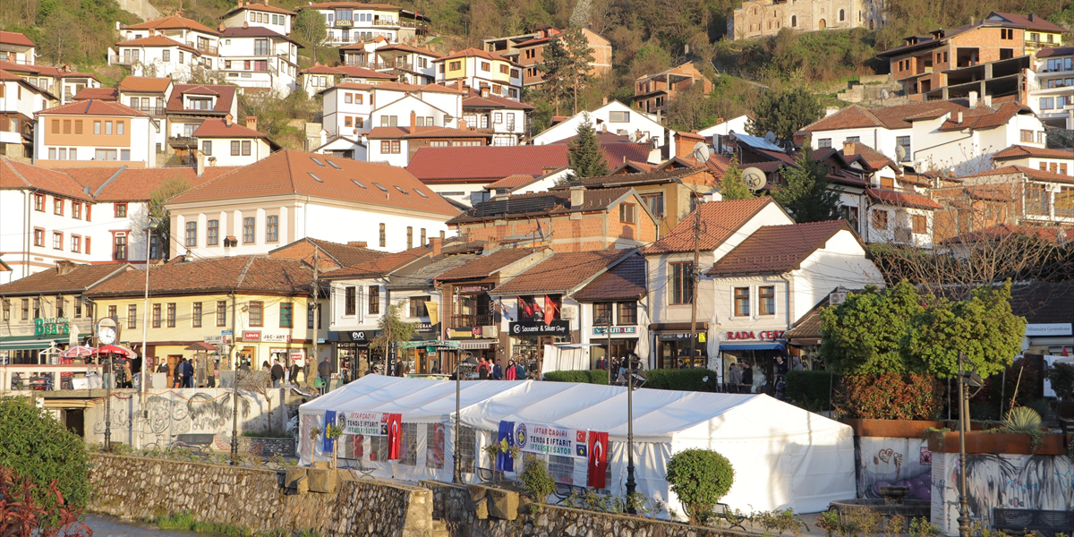 Kosova'da görev yapan Mehmetçik, iftar programı düzenledi