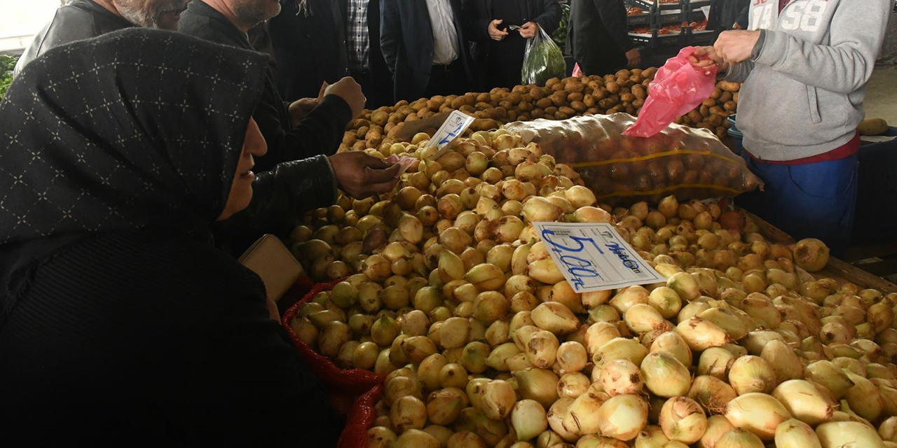 Haymana’da kuru soğanın kilosu 5 lira oldu