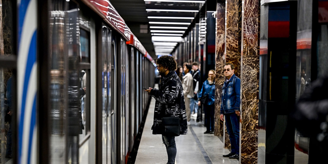 Dünyanın en uzun dairesel metro hattı Rusya'da