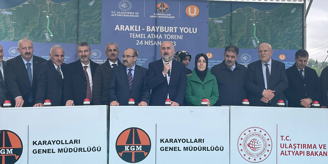 Bakan Karaismailoğlu, "Türkiye doğru adımlarla, doğru kararlar vermiştir "