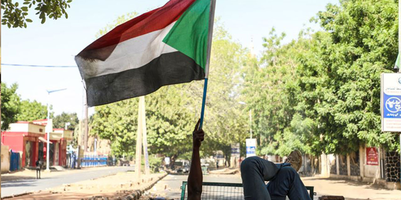 Sudan'dan İtalya'ya tahliye