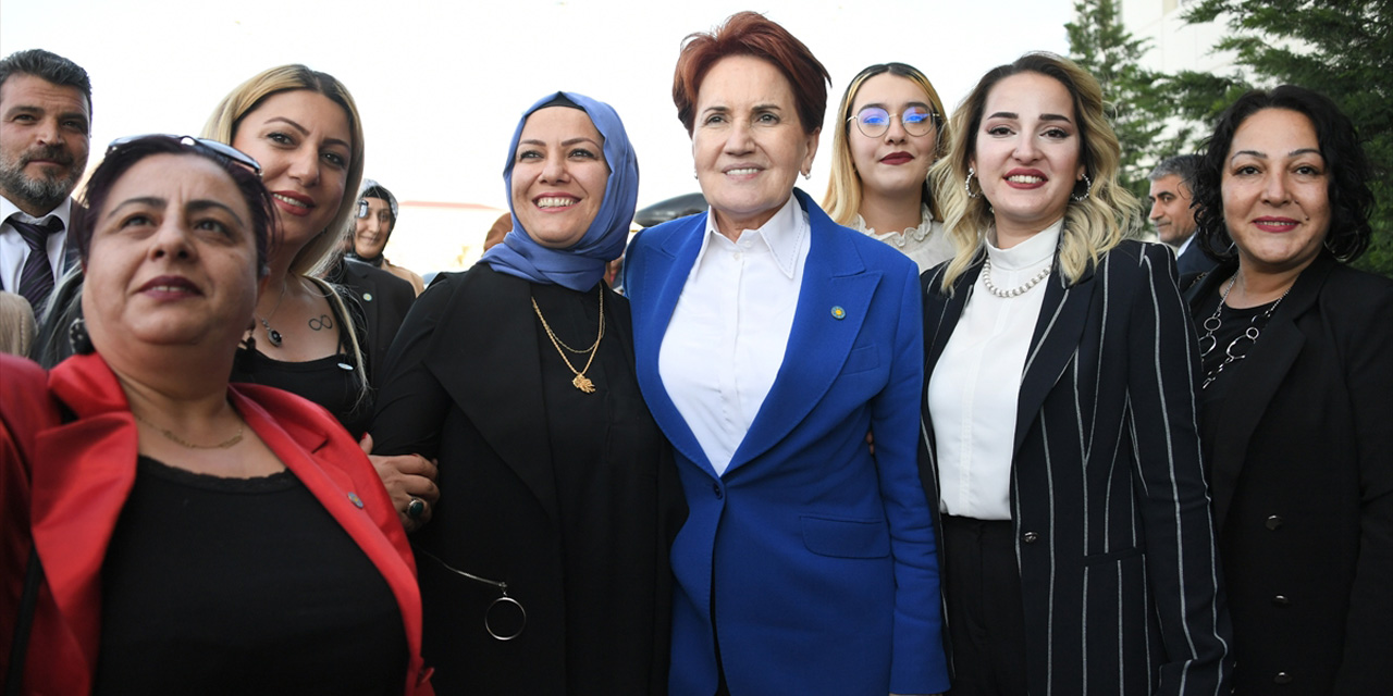 İYİ Parti Genel Başkanı Akşener, ''Nasıl olur da her bir Kürt, potansiyel PKK'lıymış gibi düşünülebilir.''