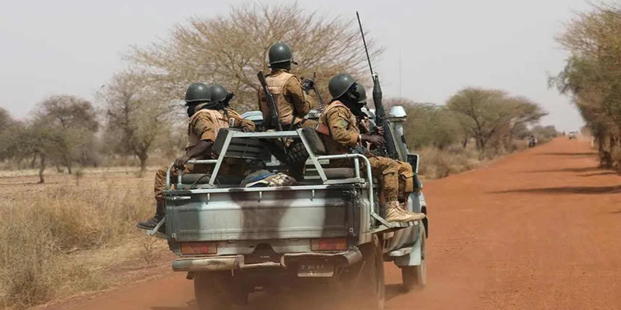 Burkina Faso en az 33 asker hayatını kaybetti