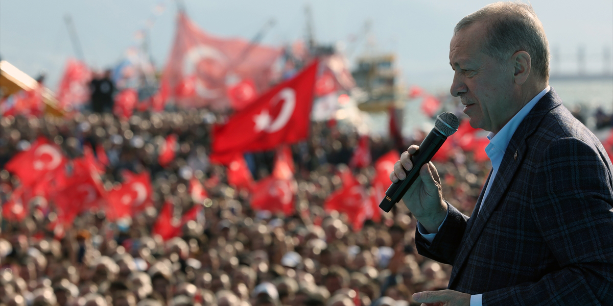 İzmir mitinginde konuşan Erdoğan: 'Kumar masası' dedikleri masa, rulet masası çıktı