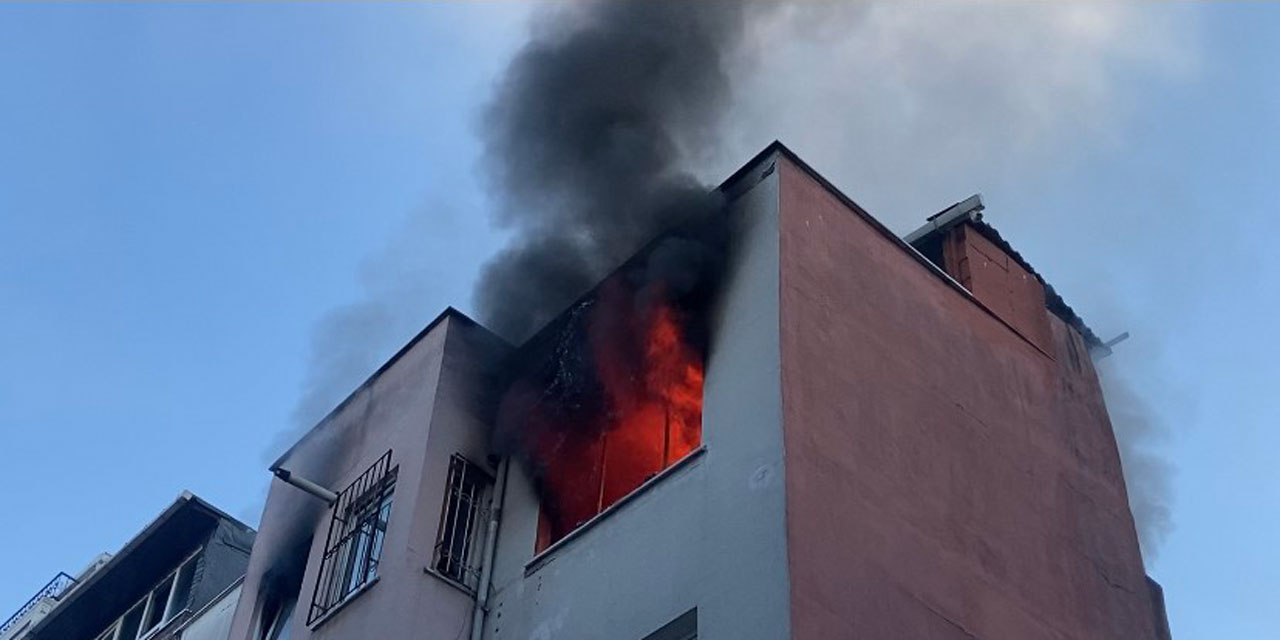 İstanbul Beyoğlu'nda korkutan yangın!