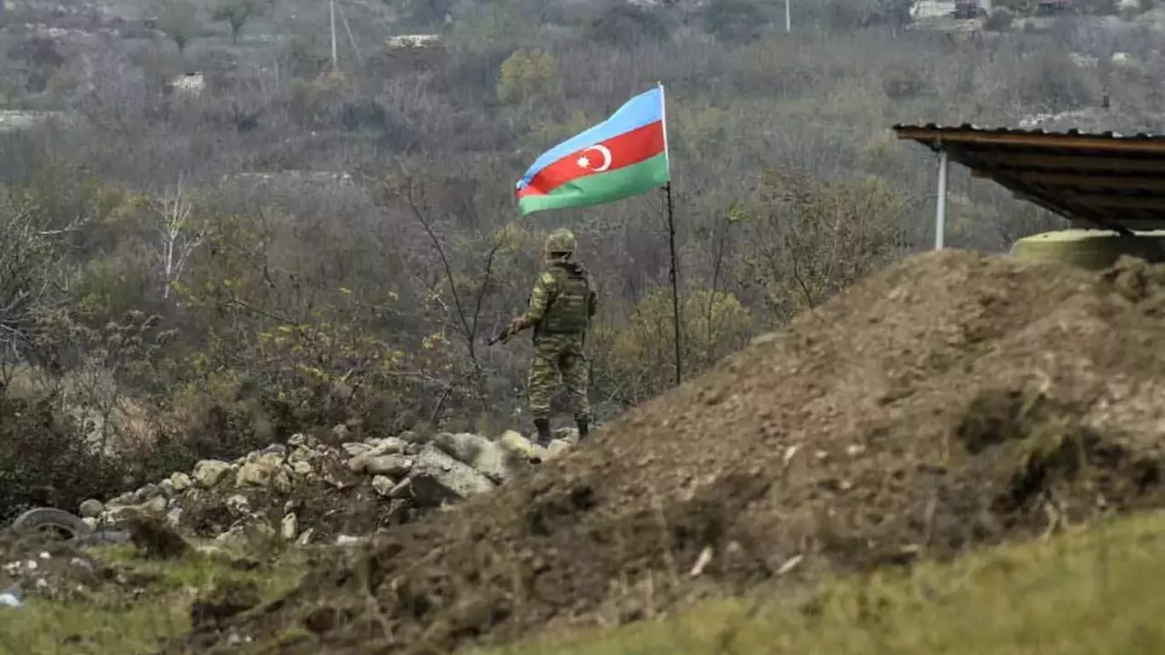 Ermenistan- Azerbaycan sınırında çatışma! 4 asker yaralı!