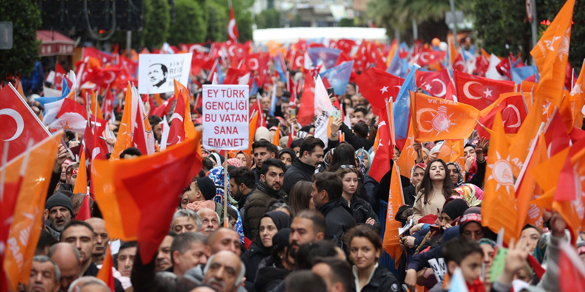 AK Parti'nin Bahçelievler mitingine kaç kişi katıldı?