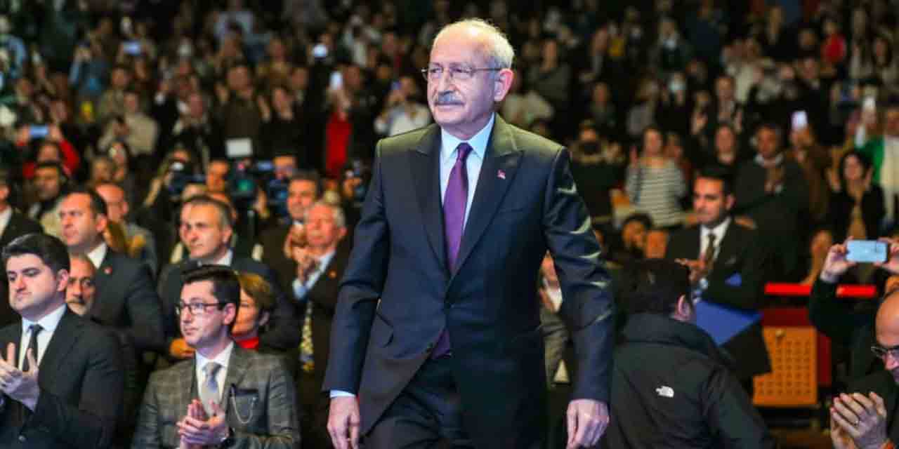 Oğuzhan Uğur'dan Kılıçdaroğlu'na  Mevzular Açık Mikrofon daveti