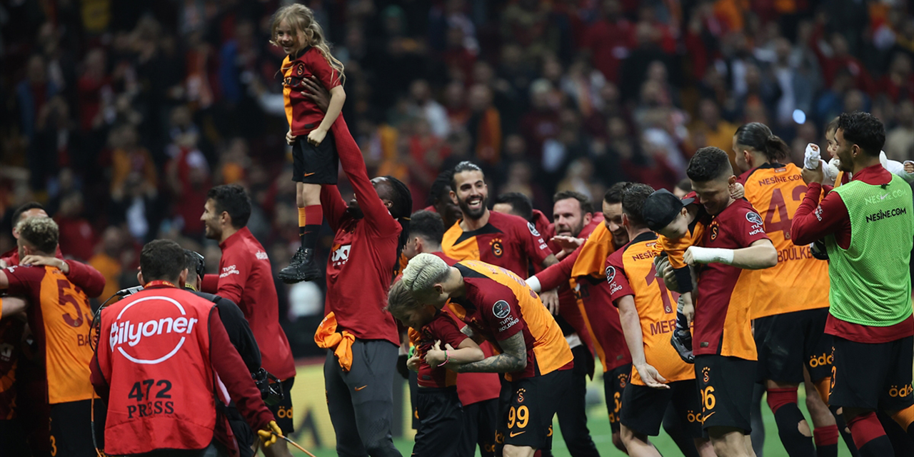 Galatasaray, şampiyonluk ipini göğüslemek üzere