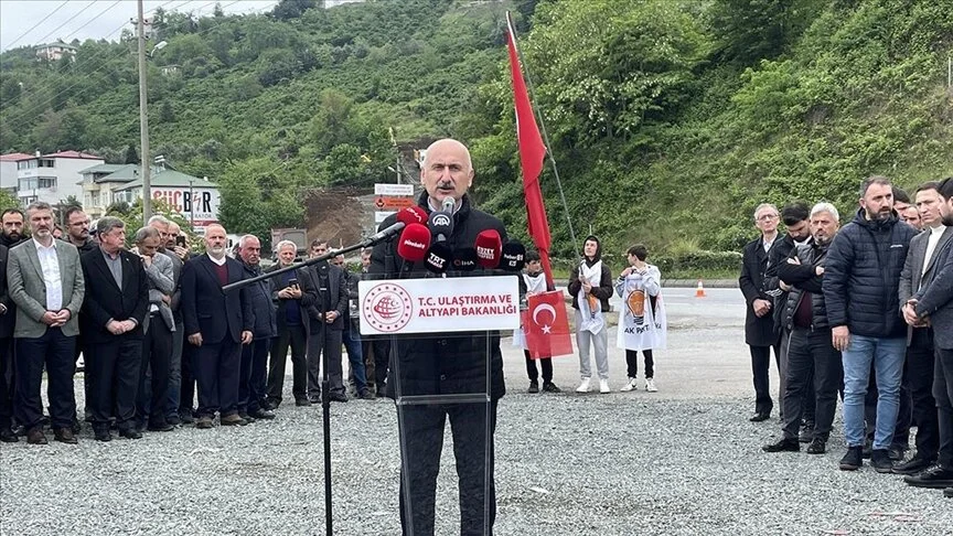 Bakan Karaismailoğlu: Büyük Türkiye zaferi için herkes sandığa