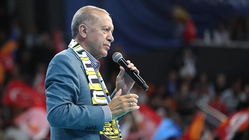 Cumhurbaşkanı Erdoğan: 500 bin mülteciyi Suriye'nin kuzeyindeki biriket evlere gönderiyoruz