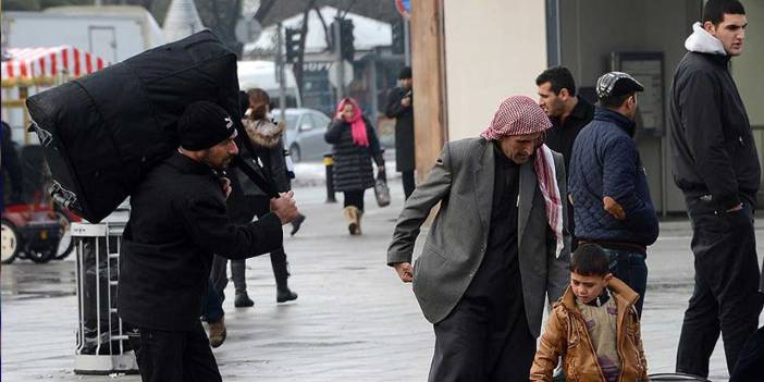 Dışişleri Bakanı Hakan Fidan'dan dikkat çeken Suriyeli sığınmacı açıklaması: "Zorla gönderecek değiliz"