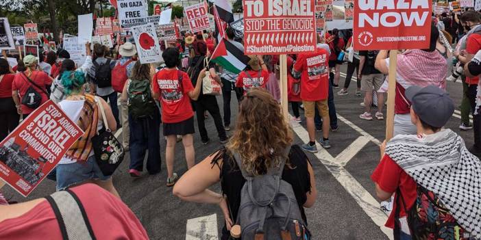 Binlerce gösterici Washington sokaklarında Netanyahu'yu protesto ediyor: 'Soykırımcı Biden, Gazze'de ateşkes' sesleri