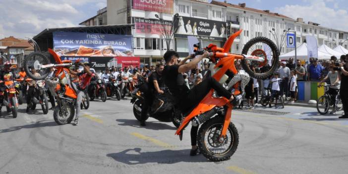 Sorgun'da festival kortejine yoğun katılım