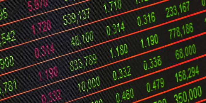 Borsa İstanbul'da pozitif gün: BIST100, 9 bin 700'lerin üstünde kapanış yaptı