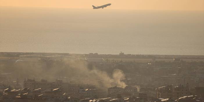 İsrail'in Lübnan'ın güneyi ve doğusuna düzenlediği hava saldırılarında 19 kişi öldü