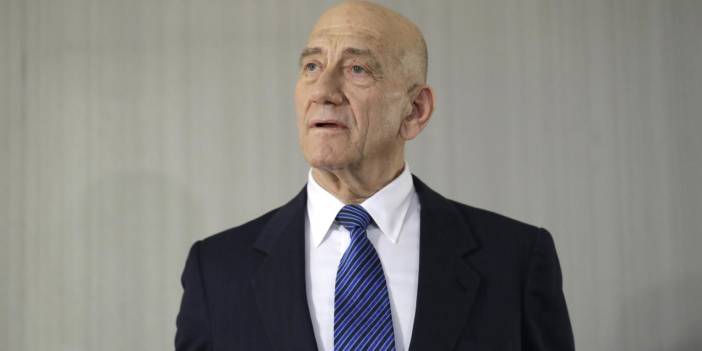 Eski İsrail Başbakanı Olmert "Gazze'yi yok ettiklerini" söyledi