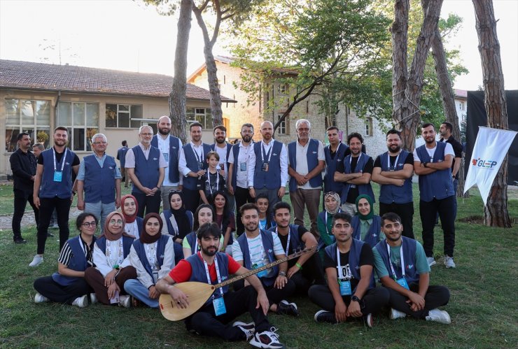 Türkiye Gençlik STK'leri Platformu'nun "7. Gençlik Liderliği Eğitim Programı" İstanbul'da yapıldı