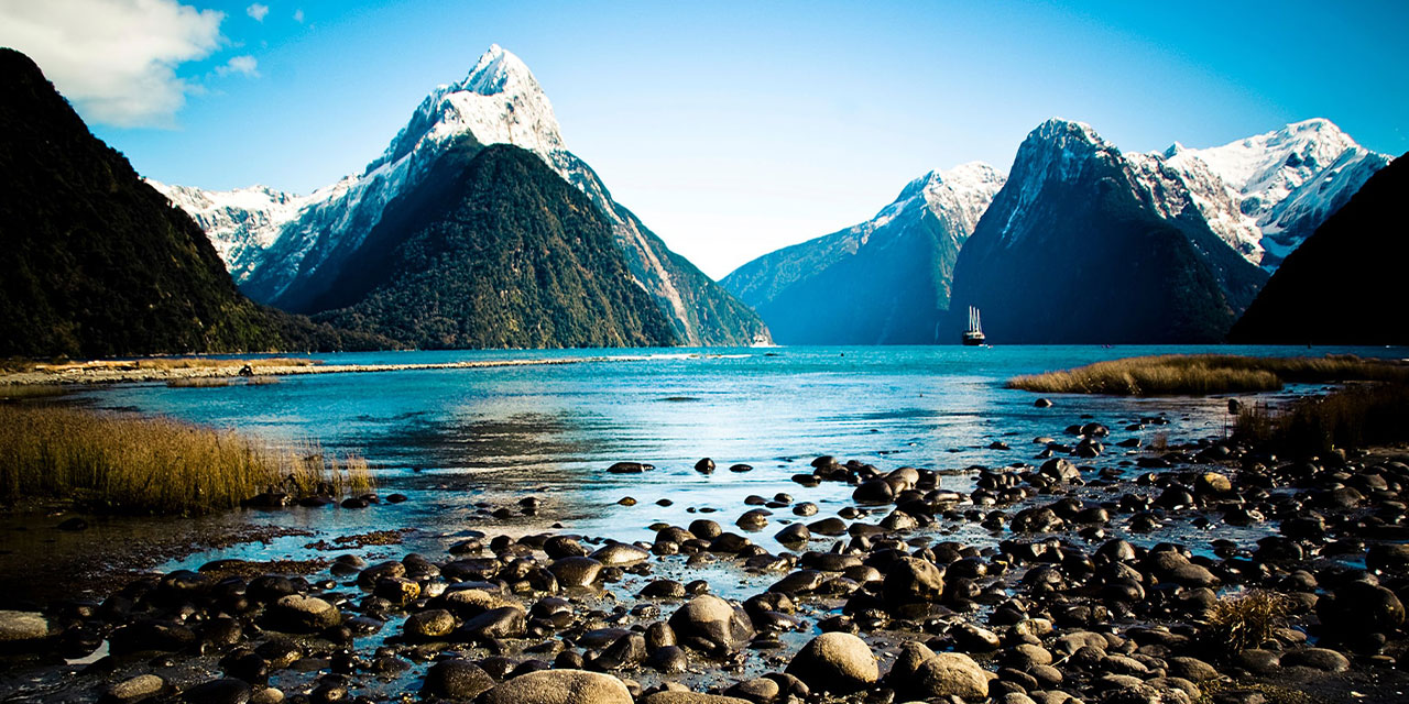 fiordland-ulusal-parki.jpg