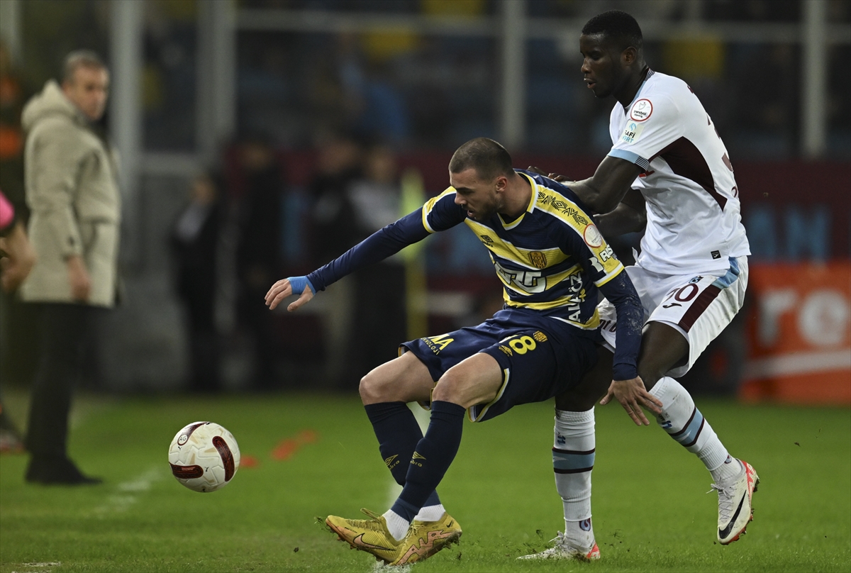 aa-20240106-33371914-33371897-mke-ankaragucu-trabzonspor.jpg