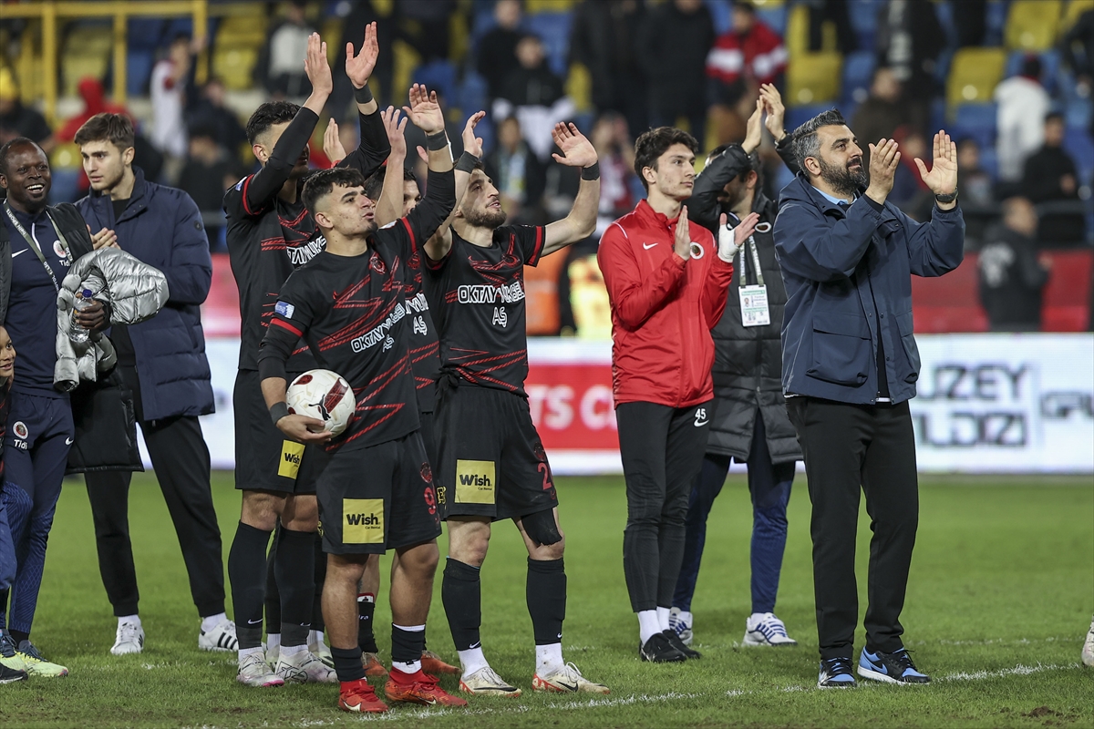 aa-20240315-34002746-34002741-genclerbirligi-kocaelispor-1.jpg