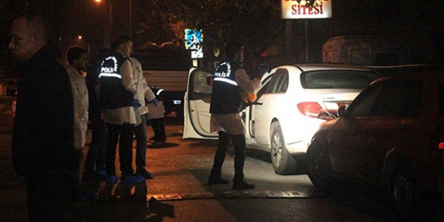 Beylikdüzü'nde eski koca dehşeti kamerada